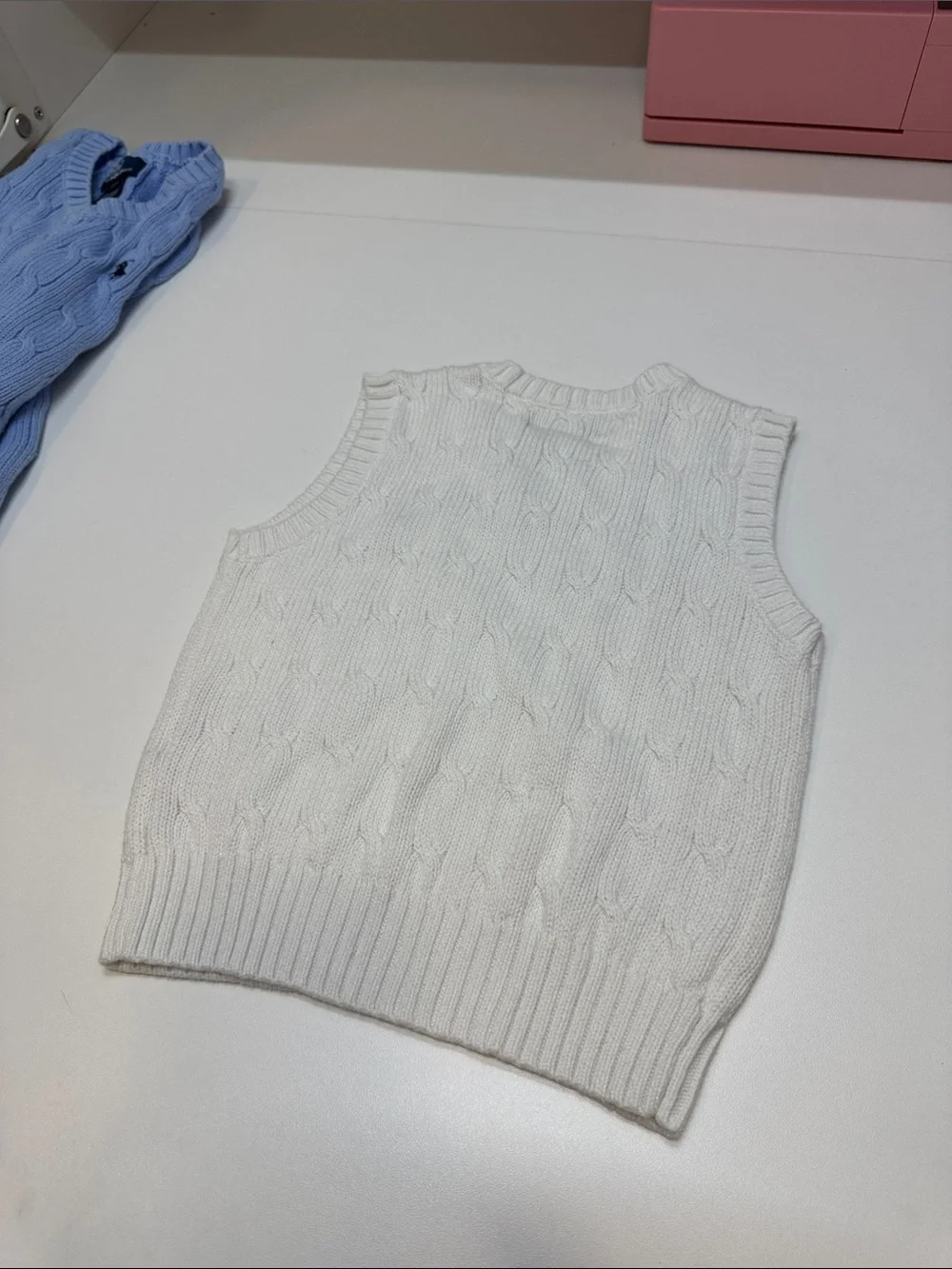 Ralph Lauren Polo children’s White Cable-Knit V-Neck Sweater Vest